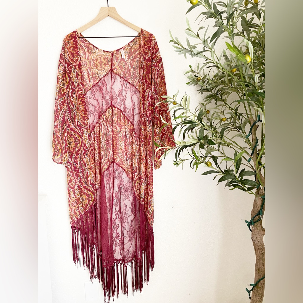 Xhilaration Paisley Floral Lace Fringe Kimono Cover-Up Medium Large